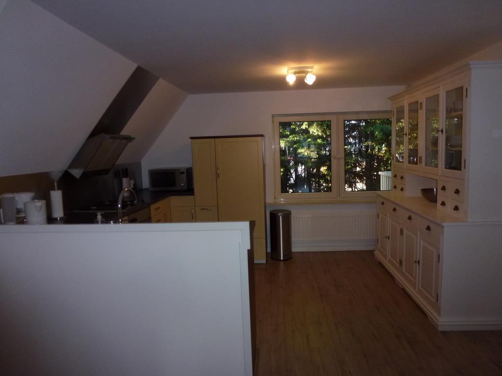 Schiphol Apartments Алсмер Стая снимка