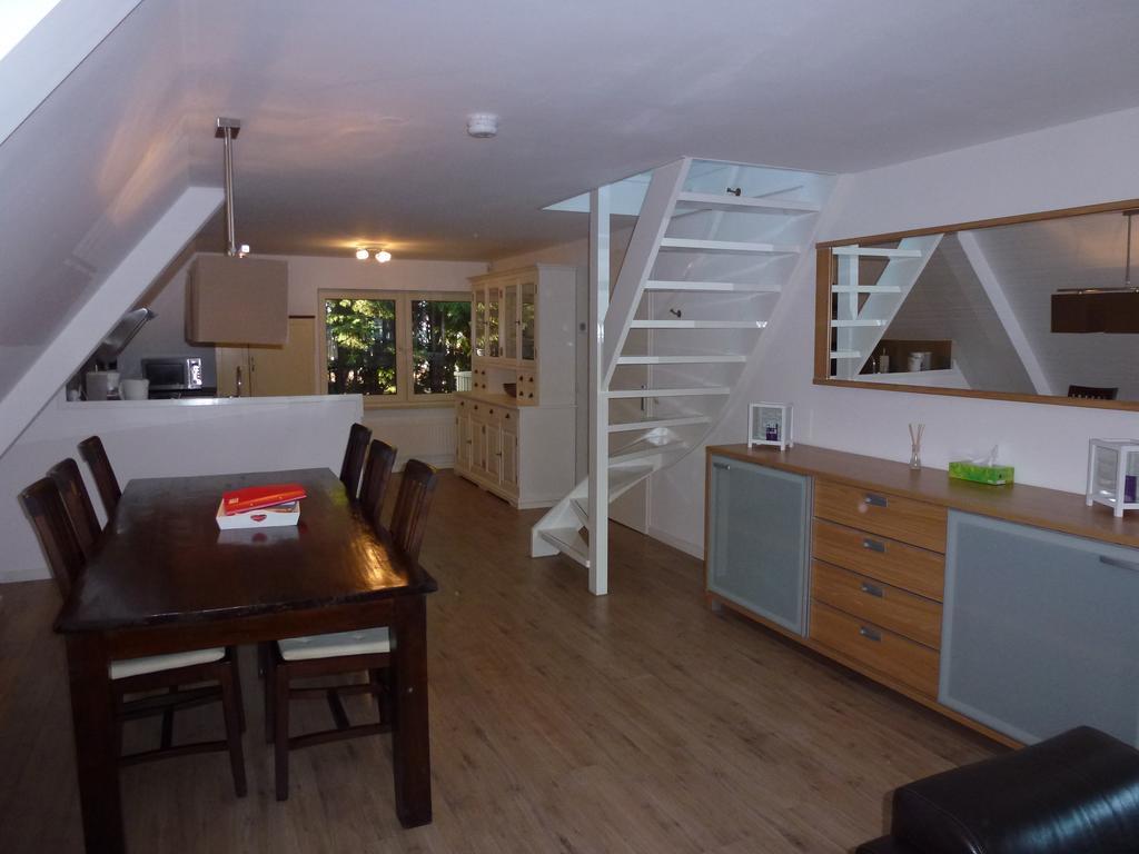Schiphol Apartments Алсмер Стая снимка