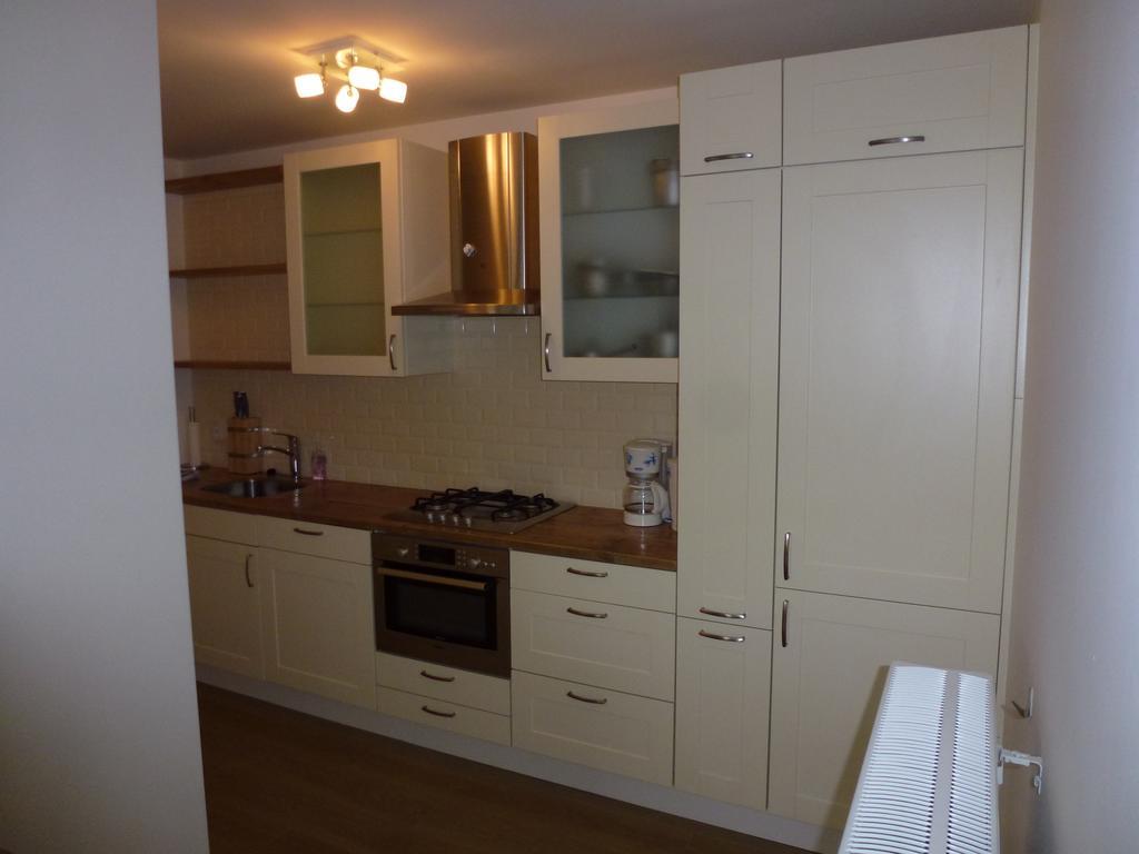 Schiphol Apartments Алсмер Стая снимка